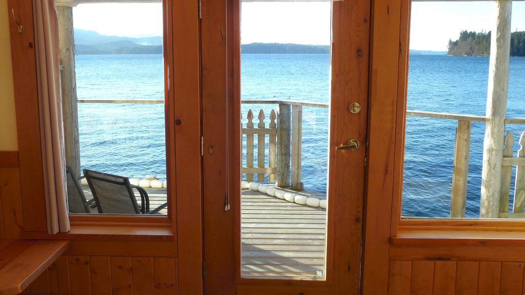 Seine Boat Inn Alert Bay Rom bilde